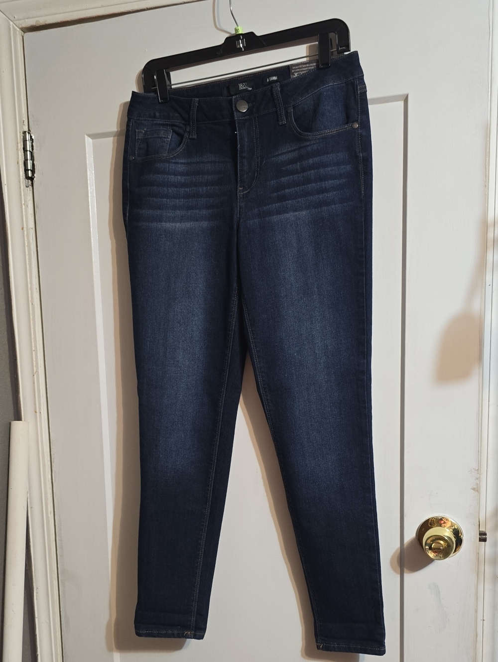 1822 Denim Women's Skinny Jeans - Dark Indigo Wash